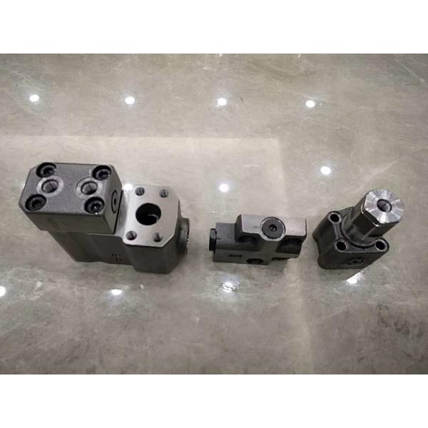 Kobelco grande e válvula guardando hidráulica 18A11077894300 da arma ligeira para a máquina escavadora