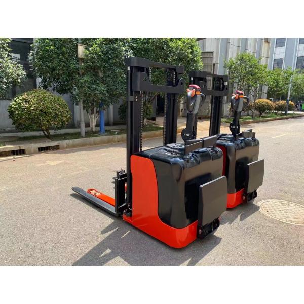1500KG 電動パレットスタッカー 電子ステアリング ペダル 保護腕 上げ高度 2500mm