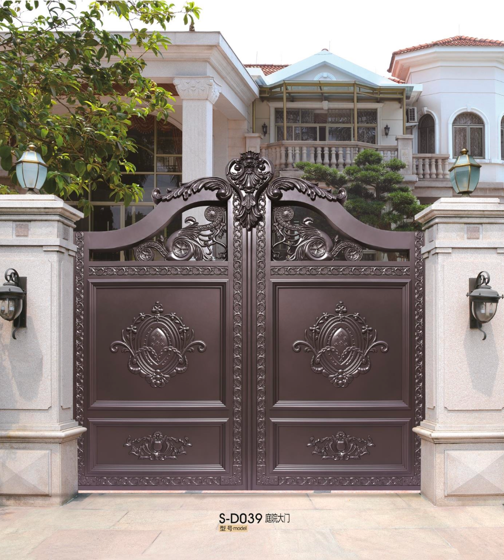 The courtyard gate S-D039