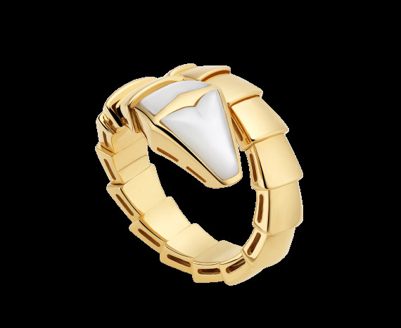 Serpenti 18 kt yellow gold ring with mother of pearl Ref. AN855765
