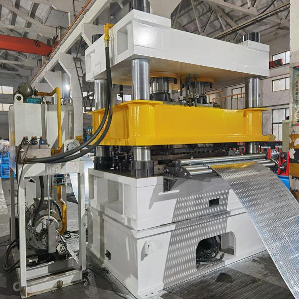 Máquina de moldagem de rolos de bandejas de cabos de duas camadas 2kw-15kw