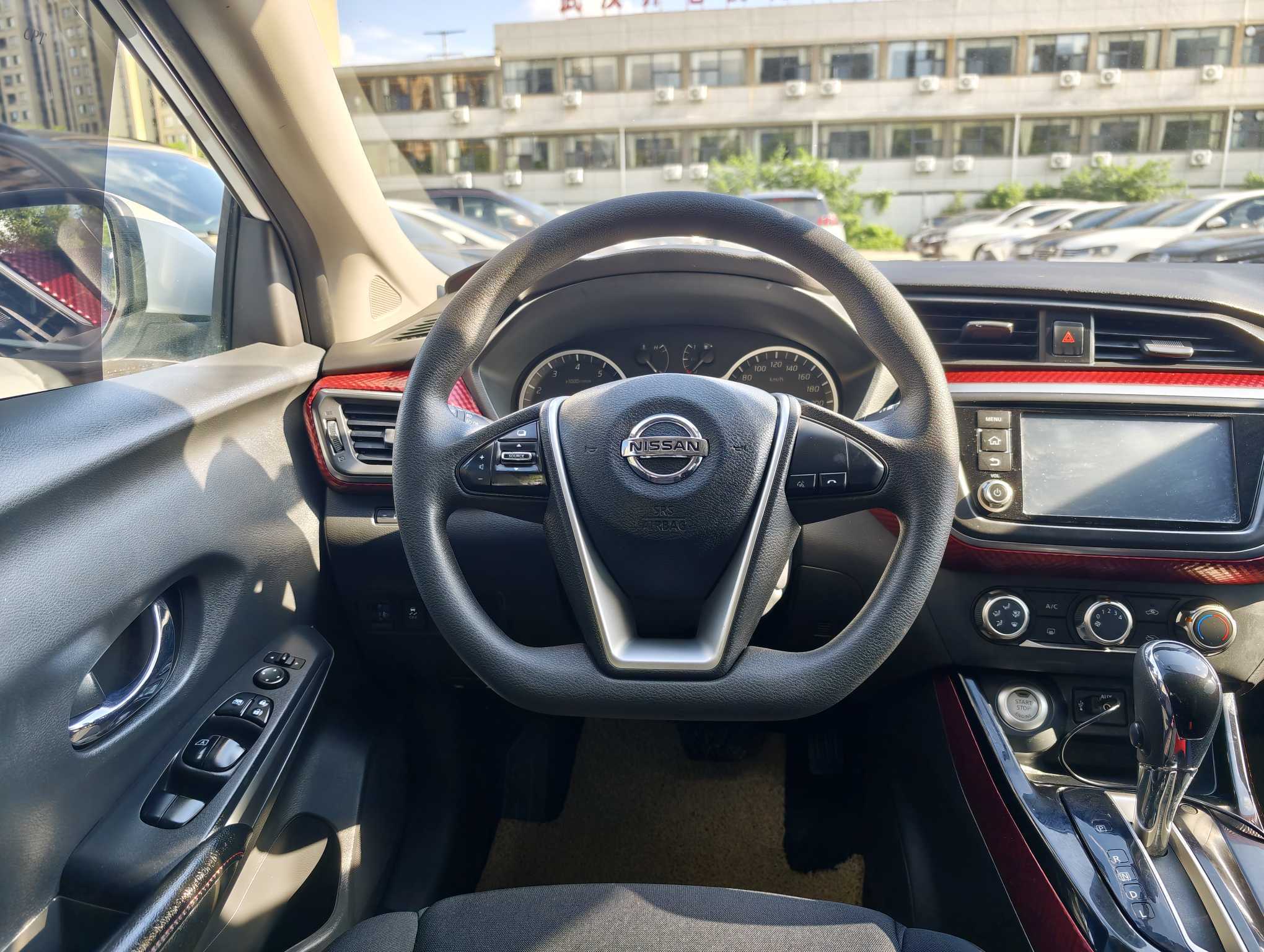 2016 Nissan Lannia 1.6L CVT Mid Sport Trim Sedan