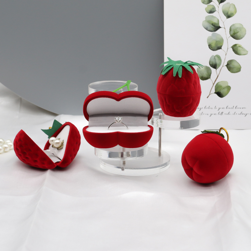 OEM Logo Velvet Red Luxury Flocked Ring Box Jewelry Gift Box Eye Catching Design