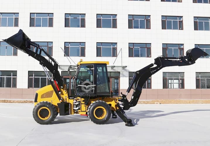 Экскаватор-погрузчик 4WD WZ30-25 с двигателем Cummins для проектов в Уганде