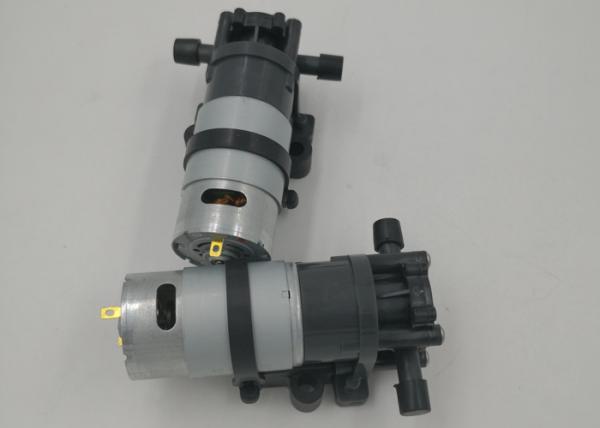 Small Electric DC Brush 12V Liquid Gear Pump Compact Structure For Milk / Gasolin