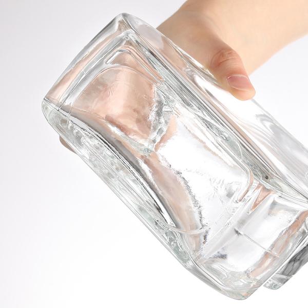 Garrafa de vidro de bebidas alcoólicas com cortiça 500 ml 750 ml 1000 ml e máquina de enchimento 100 ml