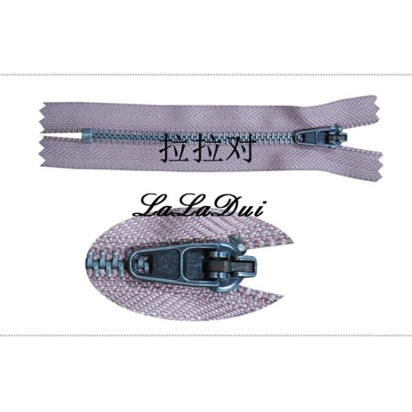 Closed Ended Metal Zips 4# For Trousers , Black Nickel Teeth 27 Inch Metal Jacket Zipper