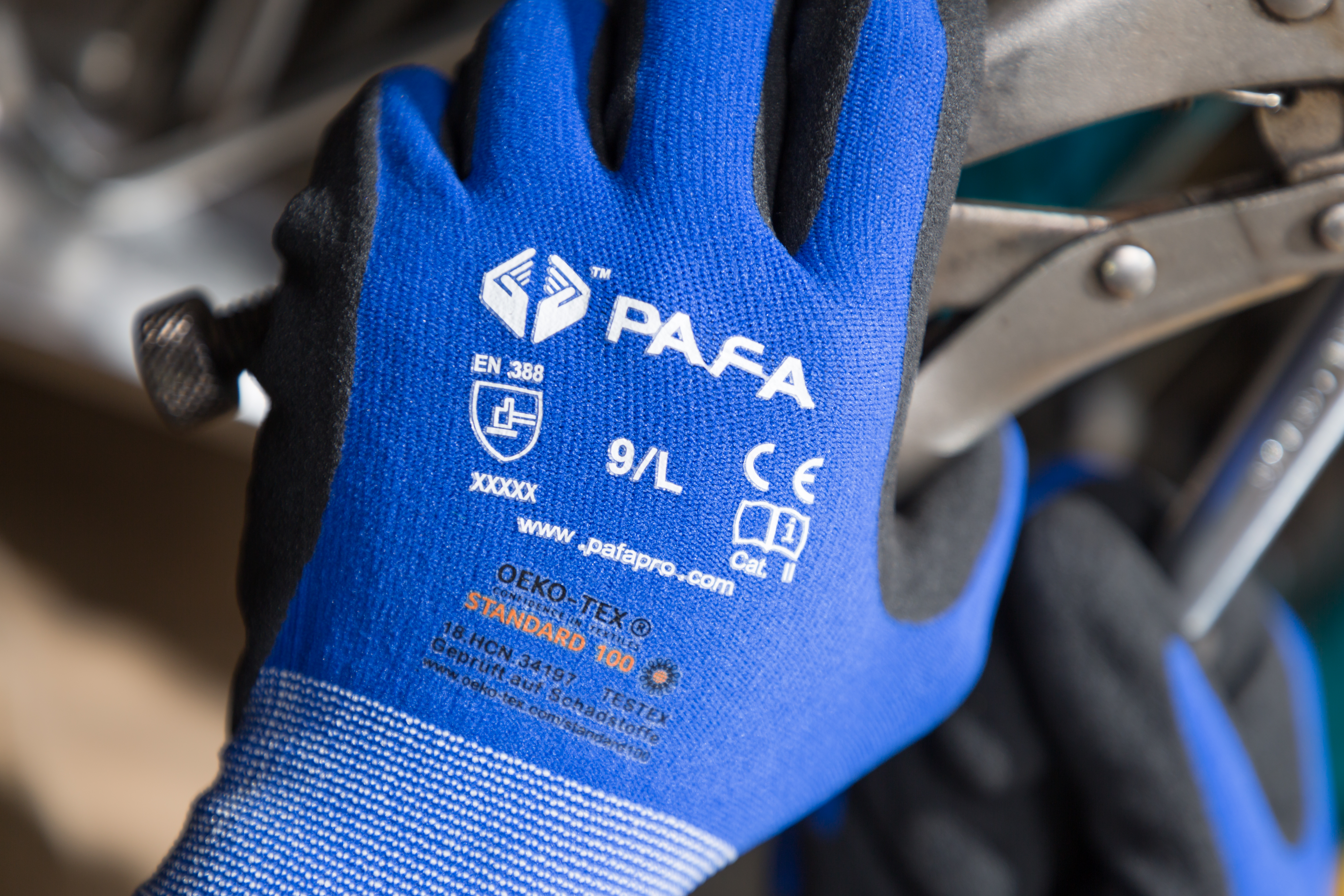 Безшовные Breathable перчатки работы нитрила экрана касания нейлона
