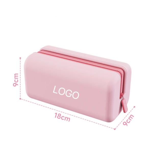 Customized Color Silicone Cosmetic Bag for Trendy and Portable Makeup Storage
