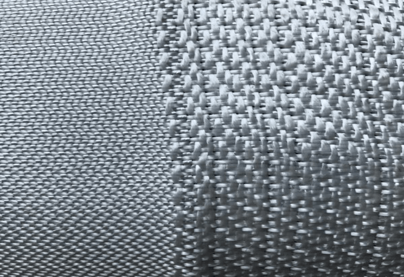 Высокопрочным белым Geotextile PP цвета сплетенный Multifilament Dewatering Geo кладет в мешки для предохранения от и обваловки бечевника