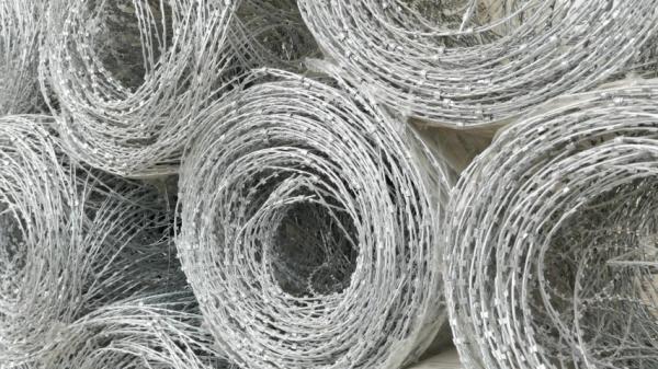 Manufacturer BTO-22 Galvanized Stainless Steel Military Concertina Razor Wire