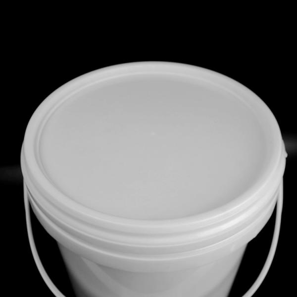 SGS Approval 18Kg Round White Pail With Cover Durable Large Capacity