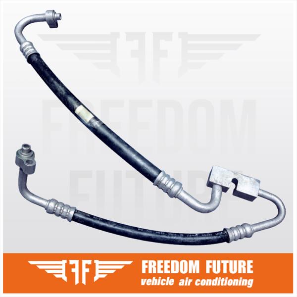 XS4H19D850DE Tubo de manguera de CA Adecuado Tubo de doble CA Para 99-04 1.8L Ford Focus Car