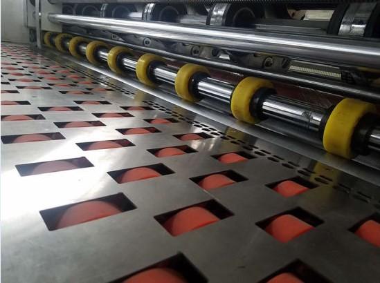 Durable Industrial Die Cutting Machine Auto Lead Edge Feeder Thin Blade Slitter Scorer Machine