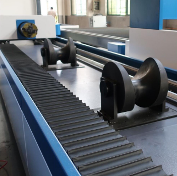 Stainless Steel Laser  CNC Cut Machine 3000W 12mm Raytools