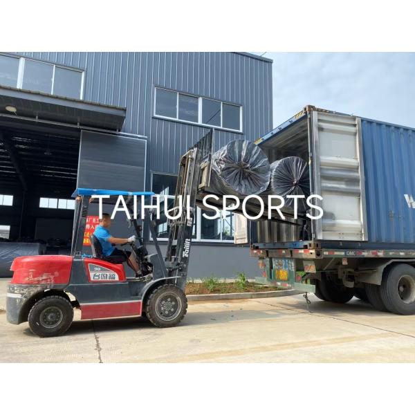 UV5000 8-20mm Polyethylene Shockpad Underlay para campos de fútbol / rugby / hockey Sin mantenimiento y excelente resistencia a los rayos UV