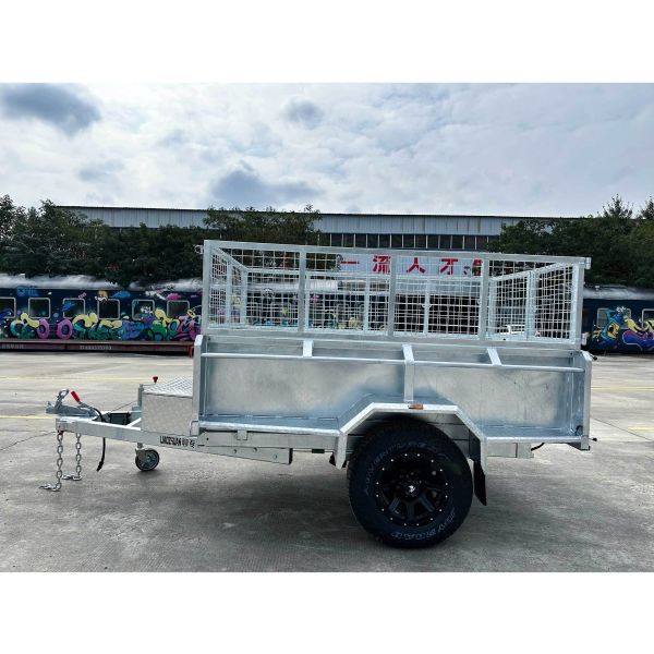 Remorque basculante simple essieu entièrement soudée argentée 8x5, PTAC 2000 kg