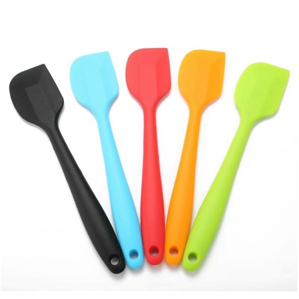 Alibaba Hot Selling Silicone Spatula Food Grade Silicone Spatula Silicone Kitchenware Reusable Cooking Tool