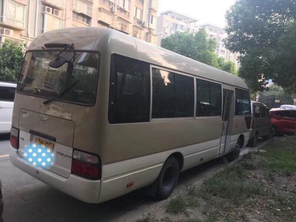 LHD usou o ônibus da pousa-copos de Toyota com o motor de gás 2TR nenhum dano Mini Bus