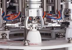 Huituo Automatic Rotary PET And Glass Capping Machine With Cap Unscrambler