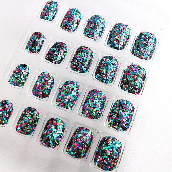 Nice Artificial Nail Art Fingernails For children , 3D Glitter Fake Nails