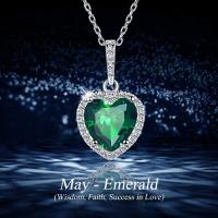 925 de plata elegantes Emerald Birthstone Necklace simulado Sterling Silver Heart Pendant Necklace