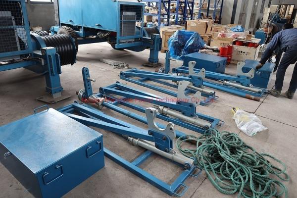 Power Electric Cable Hydraulic Puller With 5Km/H Maximum Pulling Speed