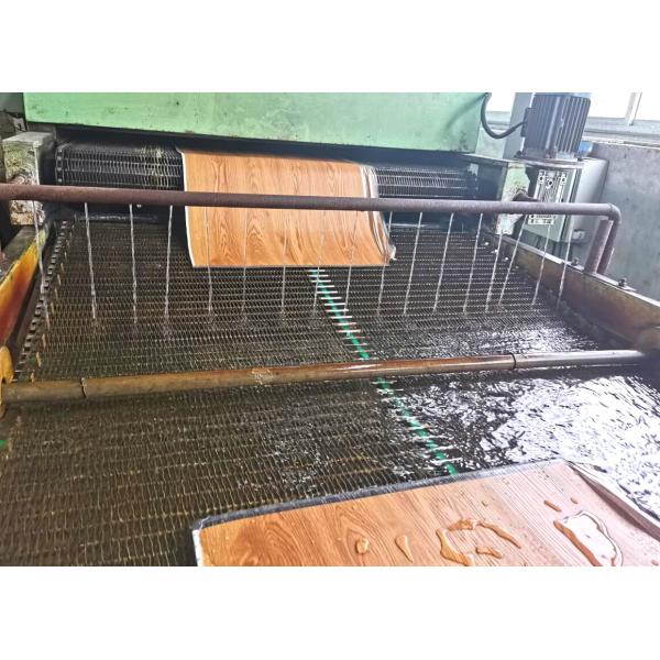 1.8mm LVT Wood Vinyl Plank Floor Wood Embossed With Adhesive Glue