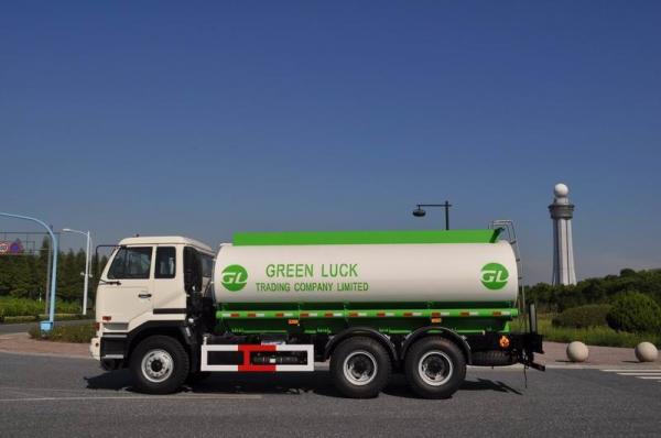 DF Nissan Diesel Fuel Oil Tank Truck
