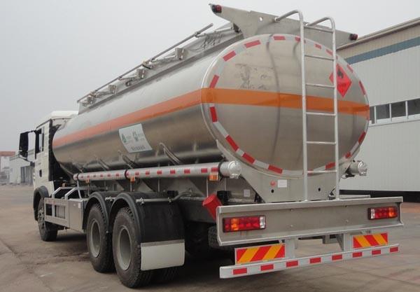 6*4 Oil transportation Tank Truck Trailer / oil storage tankers 20000L Volume