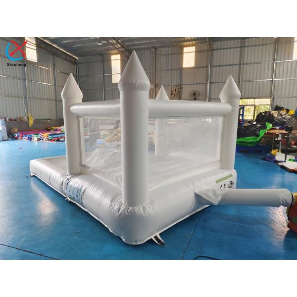 Casa de salto para la fiesta de bodas