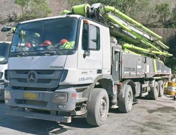 Red ZLJ5440THBBE 56m camion monté pompe machine de construction dans 2017 Zoomlion