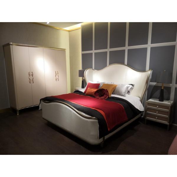 Light luxury Bedroom furniture Villa house King size bed in Sliver painting wood headboard with Big wardrobe cabinets