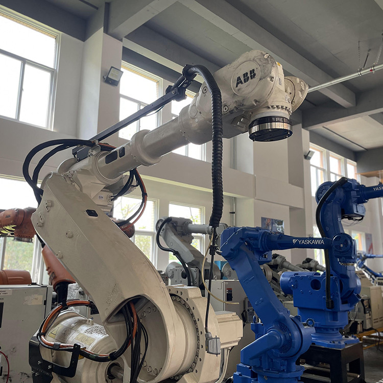 Робот промышленной 6-оси робота заварки ABB6640-130/3.2 Abb многофункциональный промышленный