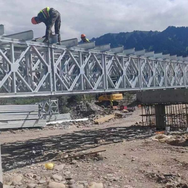 Customized Steel Truss Bridge Single Lane 4.2m Double Lane 7.35m