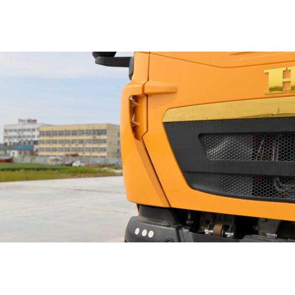 SINOTRUK HOWO TX 440HP 8X4 Camión con remache Construcción urbana Transporte por carretera