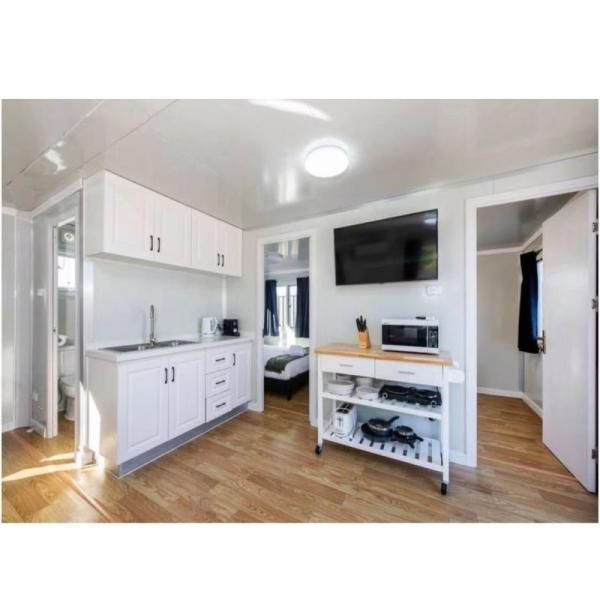 Сэндвич панель крыша и стена роскошный контейнерный дом 5800 * 6400 * 2530 мм