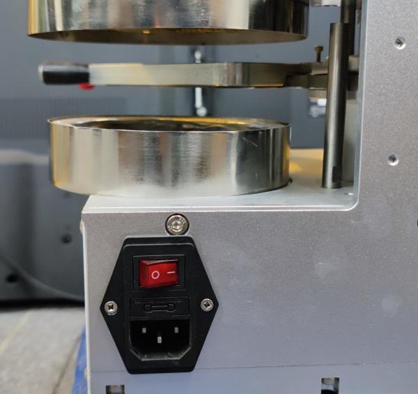 Positive Negative Pressure Integration Desktop Thermoforming Machine High Technology