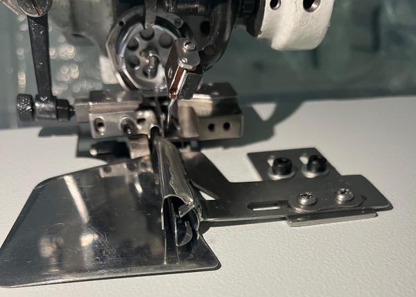220V Electric Wool Fabric Blind Hemmer Sewing Machine 1500SPM