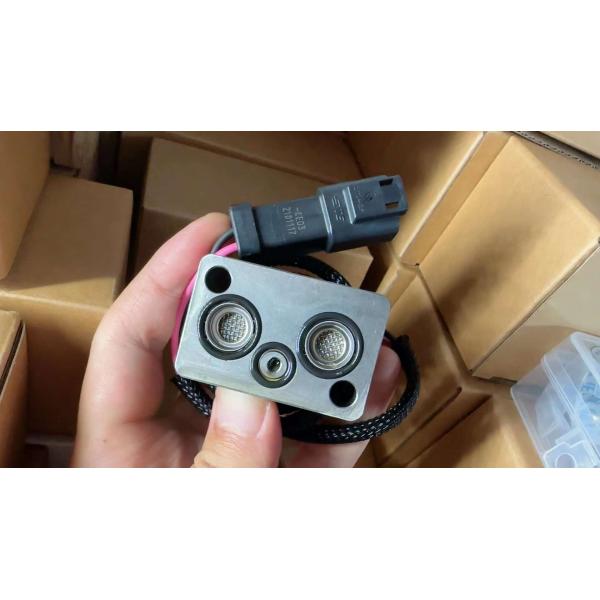 065726 Гидравлические детали экскаватора Пилотный клапан Гидравлический насос Соленоидный клапан Для PC200-7