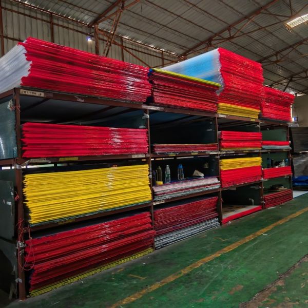 Anti UV Polycarbonate Sheets for Roof And Awning Wall and Greenhouse Building Materials Ensuring Long Term Protection