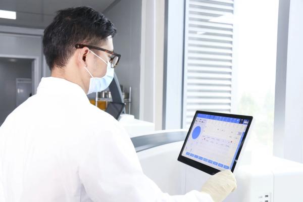 60 Sample Positions Of 220T/H In Clinical Chemistry Analyzer For IVD CLIA  In AP(Alkaline Phosphatase) Platform