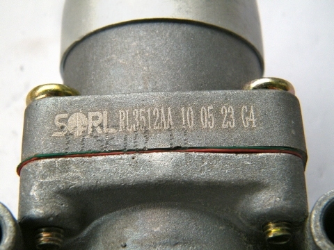 RL3512AA Air Pressure Regulator Valve Assembly For STR