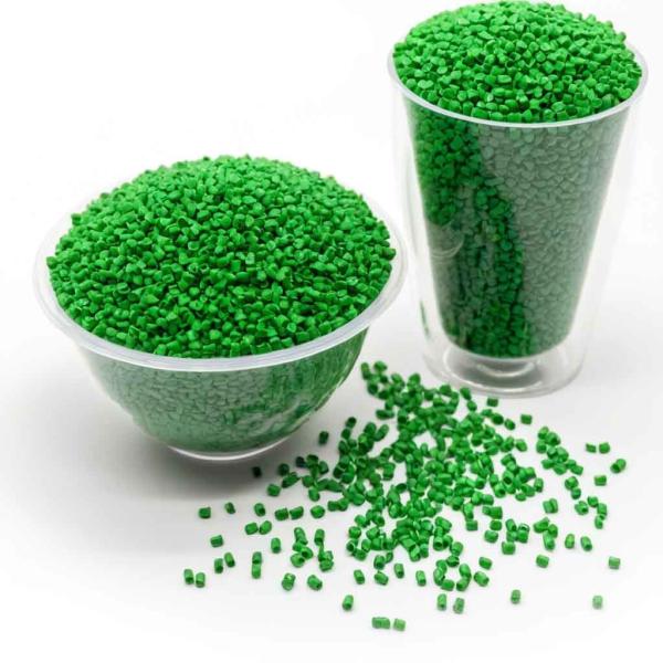 EVA couleur verte antibactérien Masterbatch Remplisseur en plastique pour le soufflage de film d'emballage alimentaire en PP PET
