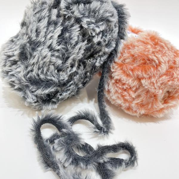 100% Polyester Coat Woman Faux Fur Yarn For Knitting