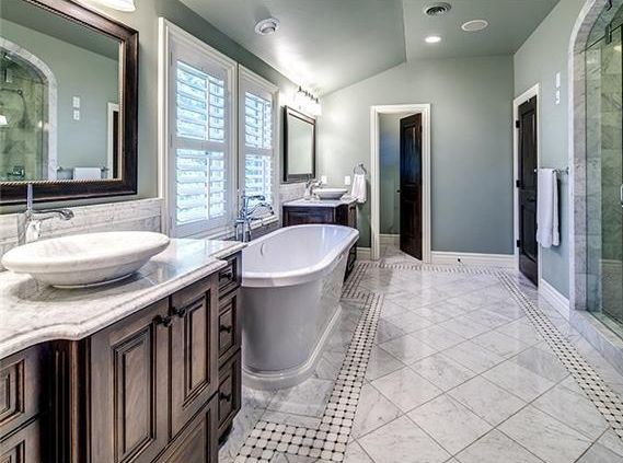 Arabescato Carrara White Italian Stone Mosaic Tile With Octagon Black Dots