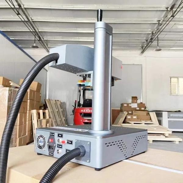 Легкая портативная волокнистая лазерная маркерная ювелирная лазерная гравировка