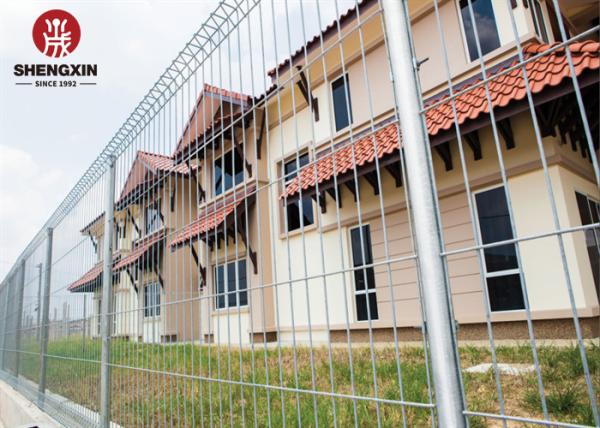Powder Coated BRC Mesh Fence High Rigidity Roll Top Weld Mesh Fence Panels