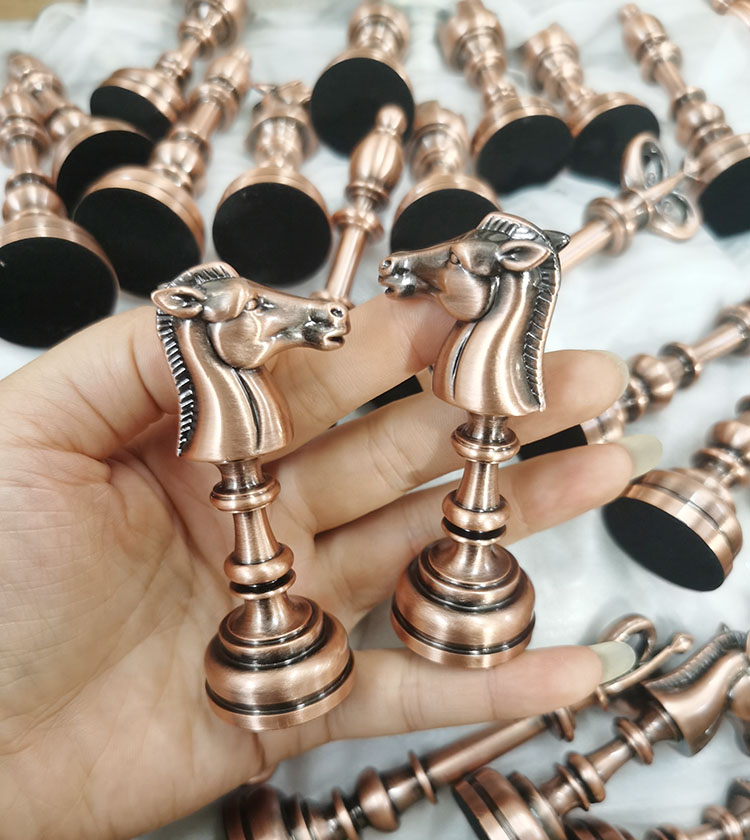 Customizable Logo High-grade Zinc Alloy Eco-Friendly Metal Chess Set for Chess Game Competition