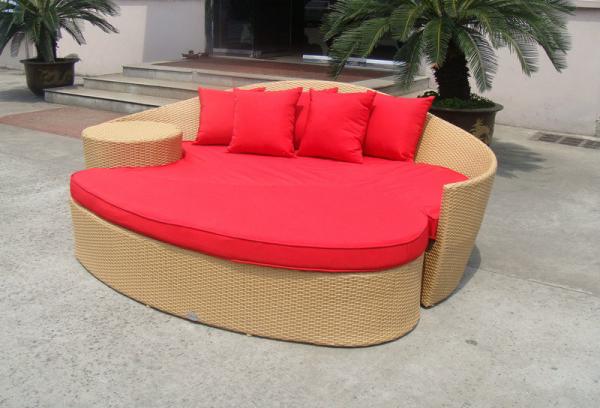 Fashion Brown Outdoor Rattan Daybed , Garden / Patio Furniture